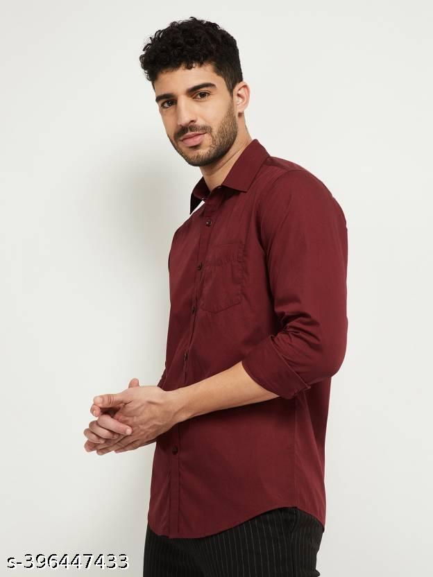 GLOREN Men Slim Fit Solid Spread Collar Casual Maroon Shirt